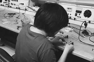 Professional for German car spare parts and online programming